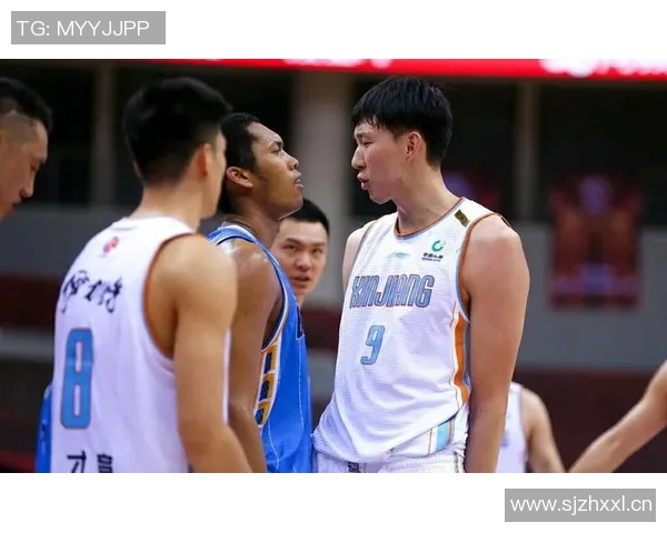 周琦与李慕豪对决分析：谁能在赛场上笑到最后