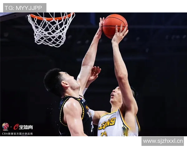 李晓旭的成长之路：从普通学生到篮球明星的奋斗历程与心路历程