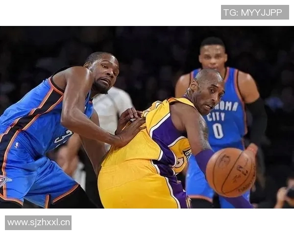 2006年科比在季后赛对决小牛队的精彩表现与历史意义解析